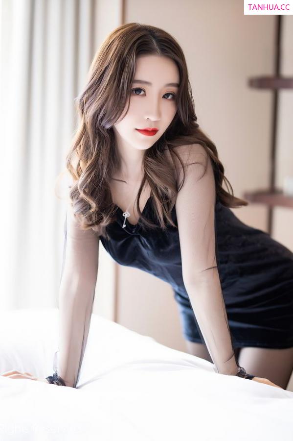 谢芷馨  [XiuRen]高清写真图 2020.08.27 No.2497 绯月樱-Cherry第13张图片
